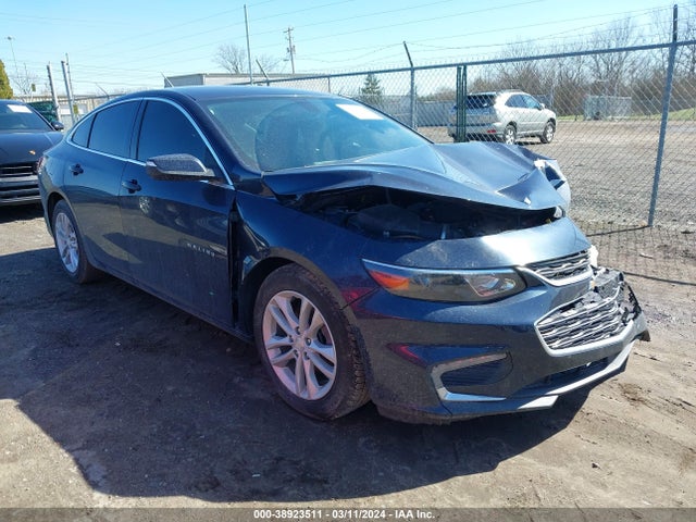 2017 1G1ZE5STXHF135002 main image