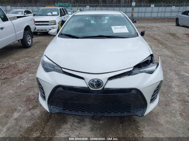 Toyota COROLLA SE 2018 5YFBURHE1JP763699 Image 12