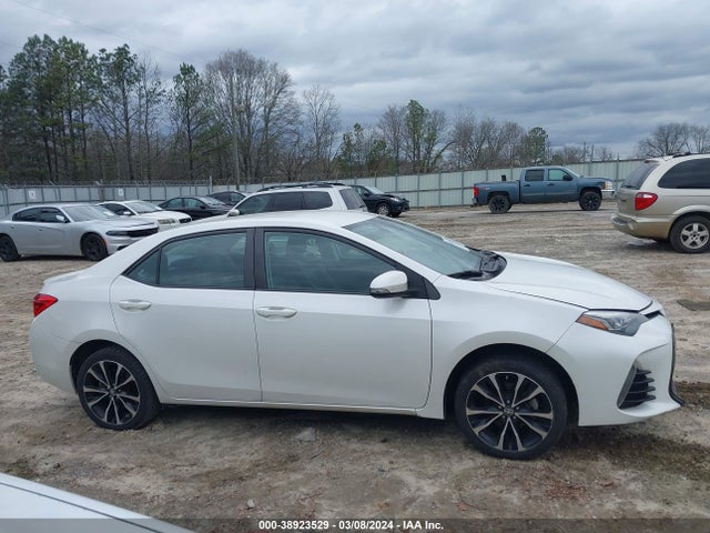Toyota COROLLA SE 2018 5YFBURHE1JP763699 Image 13