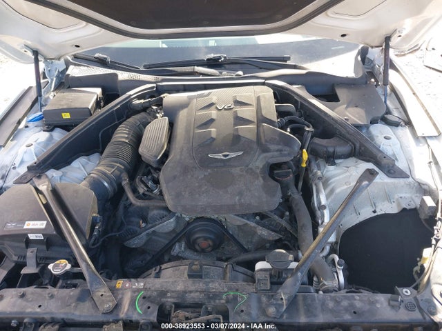 Genesis G80 3.8 2017 KMHGN4JEXHU180377 Image 10