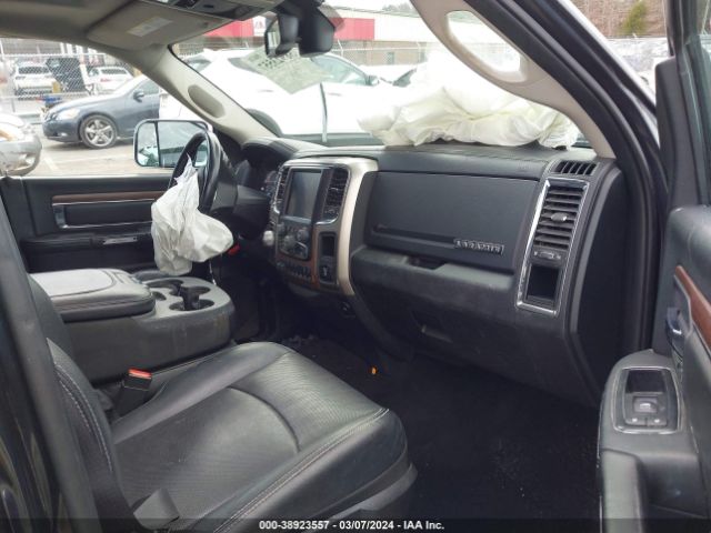 1C6RR7NM8ES327380 RAM 1500 Laramie