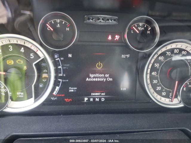 1C6RR7NM8ES327380 RAM 1500 Laramie