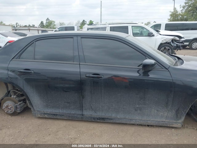 Chrysler 300 300s Awd 2019 2C3CCAGG0KH611033 Image 14