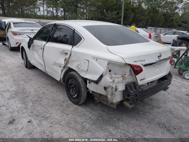 Nissan Altima 2.5 S 2018 1N4AL3APXJC103019 Image 3