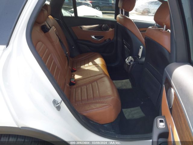 WDC0G4KB7GF061073 Mercedes-Benz Glc 300 4matic