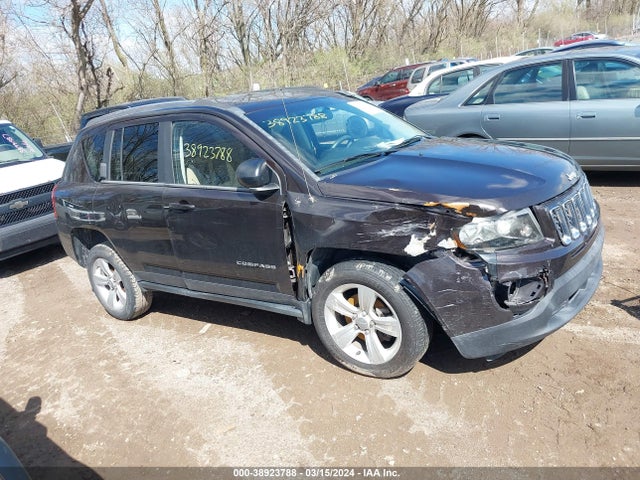 Jeep Compass Sport 2014 1C4NJCBA7ED696883 Image 1