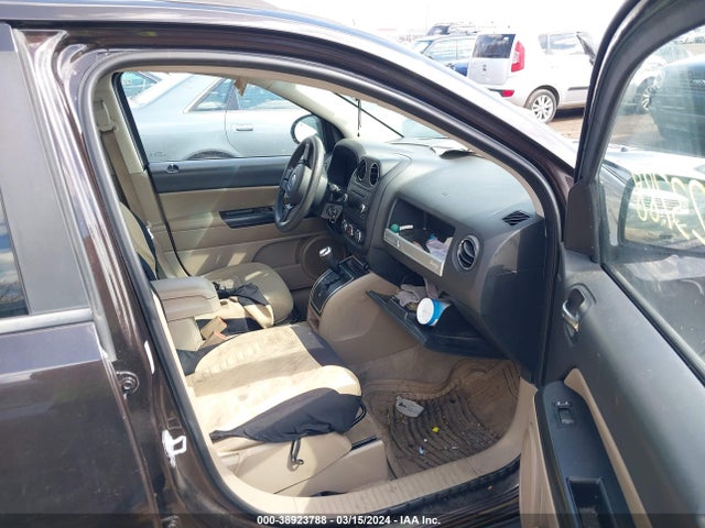 Jeep Compass Sport 2014 1C4NJCBA7ED696883 Image 5