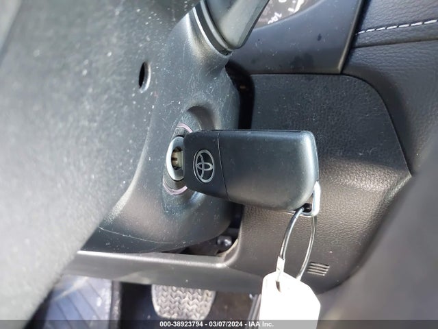Toyota RAV4 LE 2022 2T3H1RFVXNW188651 Image 11