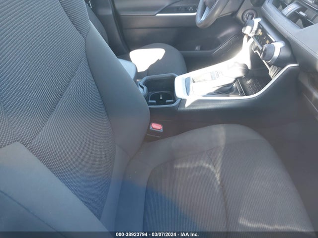 Toyota RAV4 LE 2022 2T3H1RFVXNW188651 Image 5