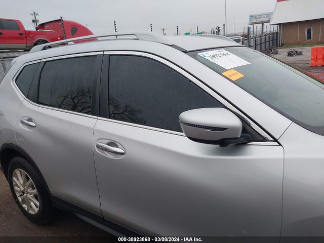 Nissan ROGUE SV 2018 5N1AT2MT4JC813042 Image 14