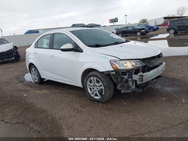 Chevrolet Sonic Ls Auto 2017 1G1JB5SH2H4141101 Image 3