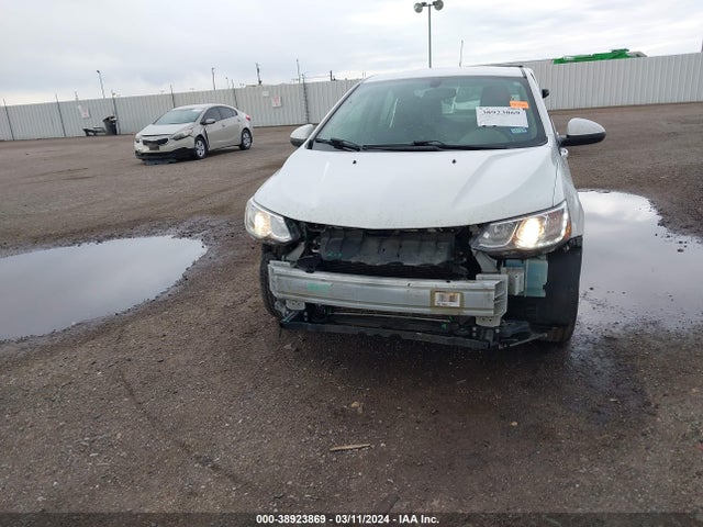 Chevrolet Sonic Ls Auto 2017 1G1JB5SH2H4141101 Image 6