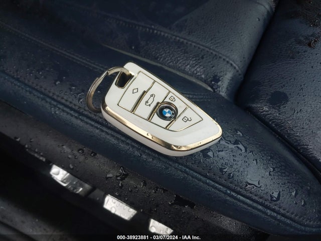 BMW M550i Xdrive 2018 WBAJB9C56JB286210 Image 11