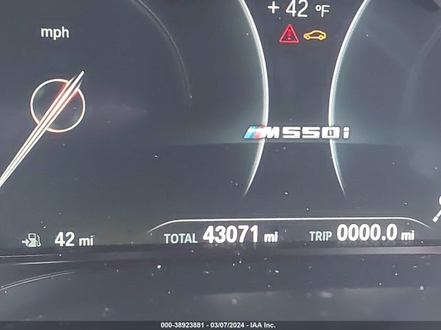 BMW M550i Xdrive 2018 WBAJB9C56JB286210 Image 15