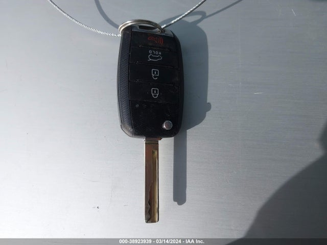 KIA Sorento 2.0t Ex 2016 5XYPHDA15GG025213 Image 11