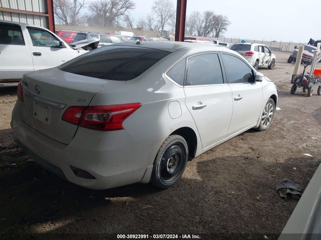 Nissan SENTRA SV 2018 3N1AB7AP1JY319663 Image 4
