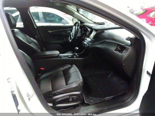 Chevrolet IMPALA 1LT 2017 2G1105SA3H9104628 Image 5