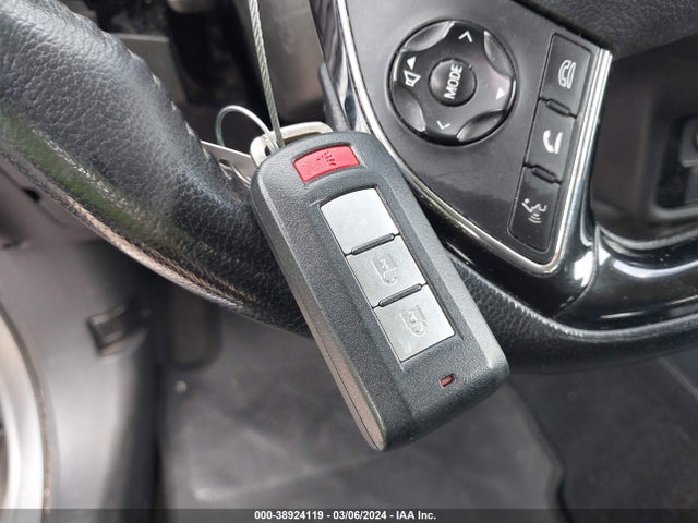 Mitsubishi Outlander Se 2018 JA4AD3A31JJ004079 Image 11