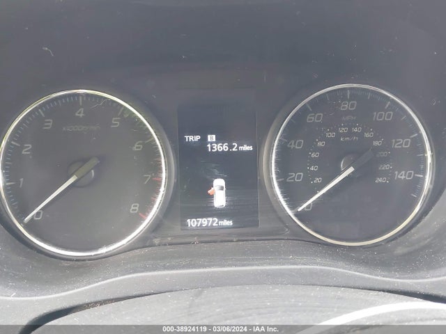 Mitsubishi Outlander Se 2018 JA4AD3A31JJ004079 Image 7