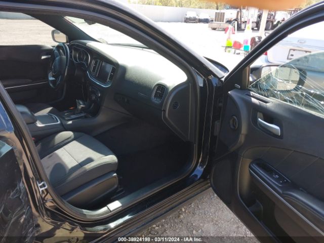 2C3CDXHG0JH143561 Dodge Charger Sxt Plus Rwd