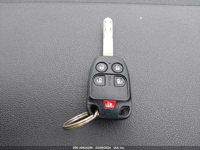 38924200 :رقم المزاد ، 5FNRL5H47CB038821 vin ، 2012 Honda Odyssey Ex مزاد بيع
