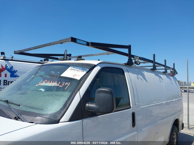 Chevrolet Express 2500 Work Van 2019 1GCWGAFG8K1189316 Image 18