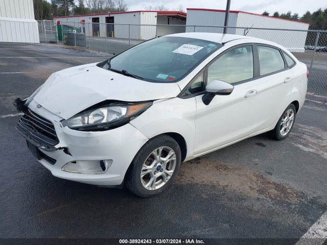 Ford FIESTA SE 2016 3FADP4BJ1GM111793 Image 2
