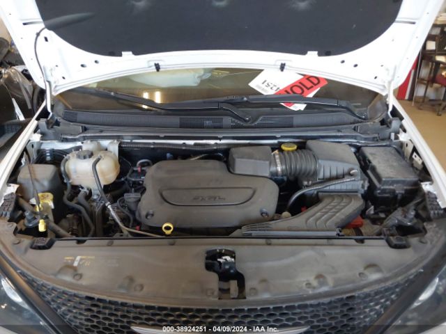 2022 CHRYSLER VOYAGER 2C4RC1CG3NR144345 Photo 9