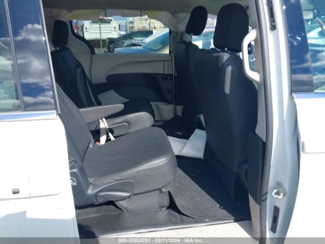 2022 CHRYSLER VOYAGER 2C4RC1CG3NR144345 Photo 7