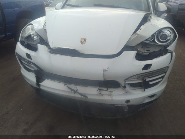 2012 PORSCHE CAYENNE WP1AA2A25CLA08836 Photo 5