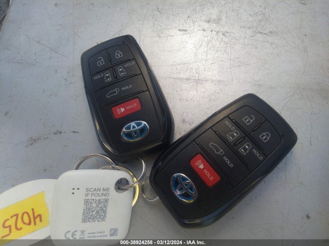 Toyota SIENNA XLE 2021 5TDYRKECXMS003997 Image 11