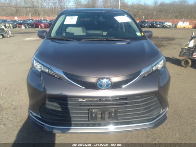 Toyota SIENNA XLE 2021 5TDYRKECXMS003997 Image 12