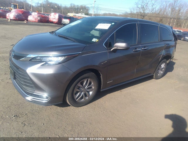 Toyota SIENNA XLE 2021 5TDYRKECXMS003997 Image 2