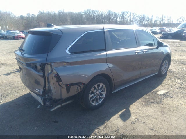 Toyota SIENNA XLE 2021 5TDYRKECXMS003997 Image 4