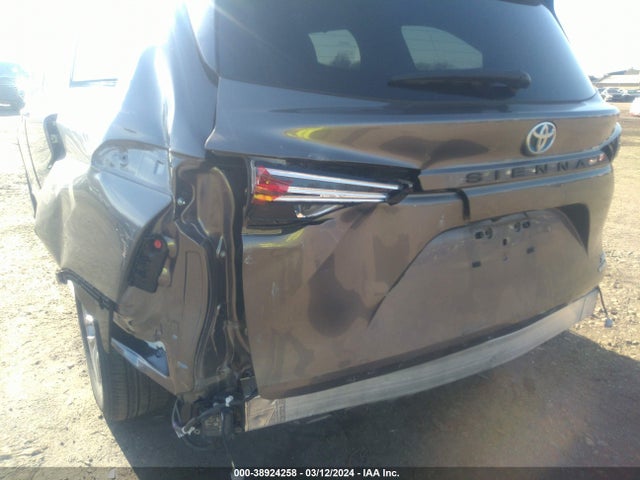 Toyota SIENNA XLE 2021 5TDYRKECXMS003997 Image 6