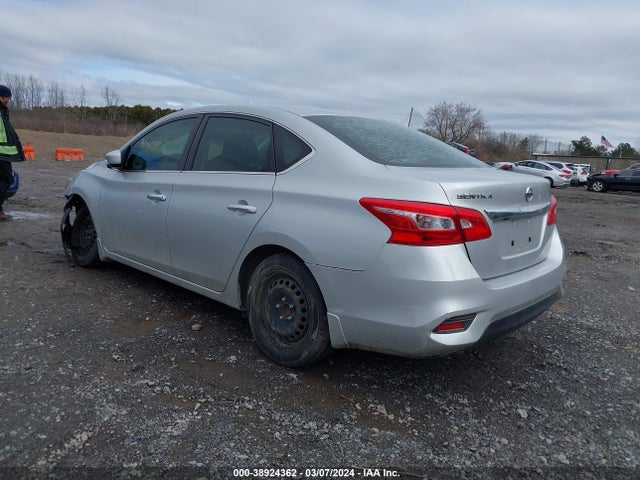 Nissan SENTRA S 2018 3N1AB7AP6JY317715 Image 3