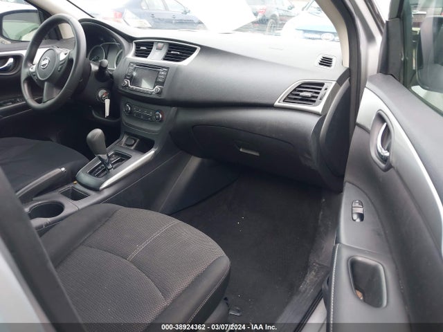 Nissan SENTRA S 2018 3N1AB7AP6JY317715 Image 5