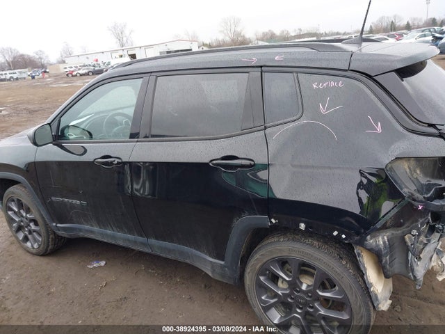 Jeep Compass 80th Anniversary 4x4 2021 3C4NJDEB9MT550343 Image 14