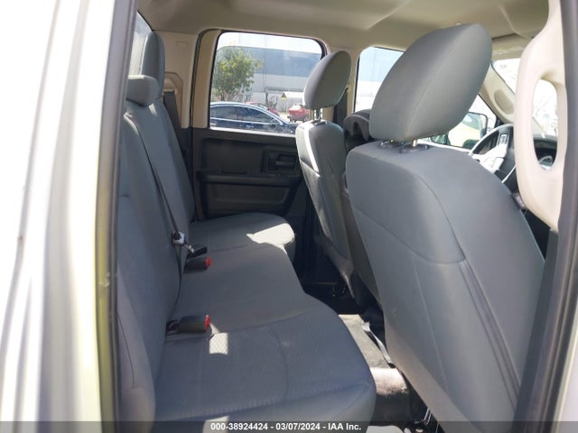 RAM 1500 Tradesman Quad Cab 4x2 6'4 Box 2018 1C6RR6FT3JS156922 Image 8