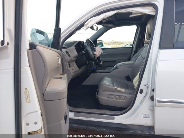 Honda Pilot Touring 2014 5FNYF4H98EB054229 Image 5