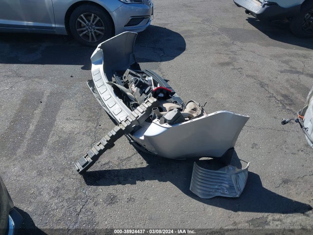 Honda Pilot Touring 2015 5FNYF4H99FB058792 Image 12