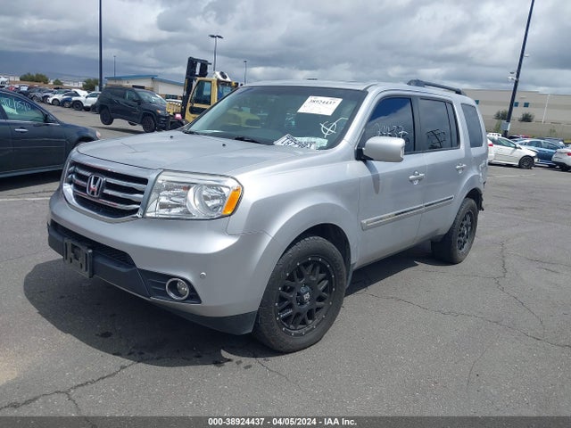 Honda Pilot Touring 2015 5FNYF4H99FB058792 Image 2