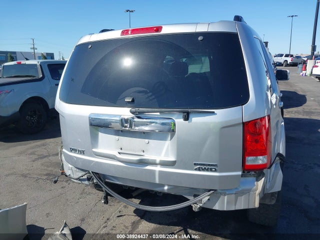Honda Pilot Touring 2015 5FNYF4H99FB058792 Image 6