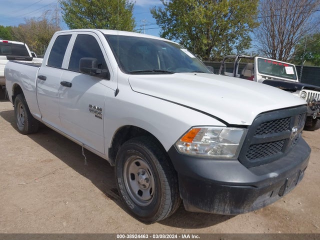 RAM 1500 Classic Tradesman Quad Cab 4x2 6'4 Box 2019 1C6RR6FG5KS603934 головне зображення