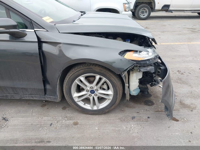Ford FUSION SE 2018 3FA6P0HD2JR227632 Image 18