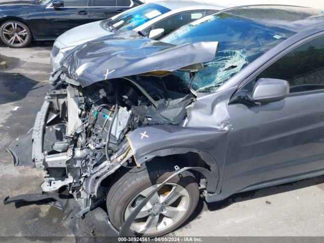 3CZRU5H35KM708102 Honda HR-V LX