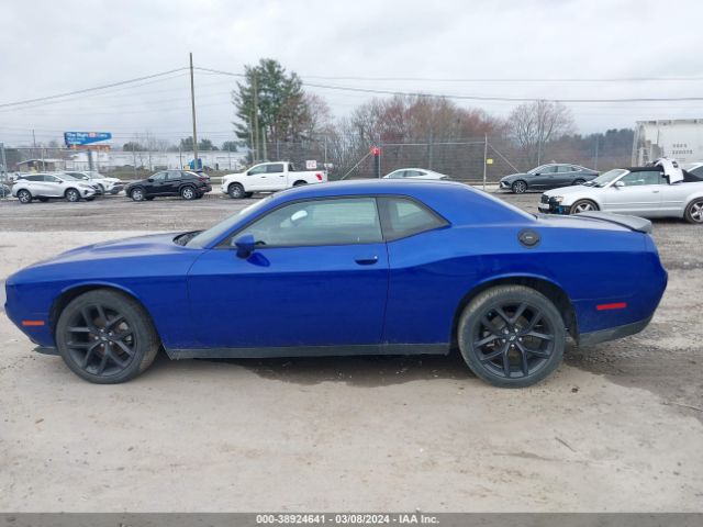 2C3CDZAG2NH125171 Dodge Challenger Sxt