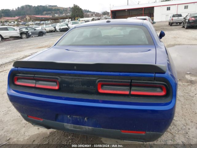 2C3CDZAG2NH125171 Dodge Challenger Sxt