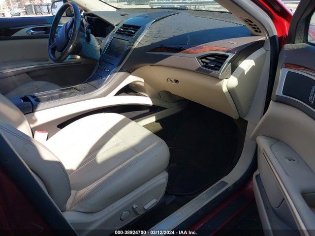 Lincoln MKZ 2016 3LN6L2J99GR614965 Image 5