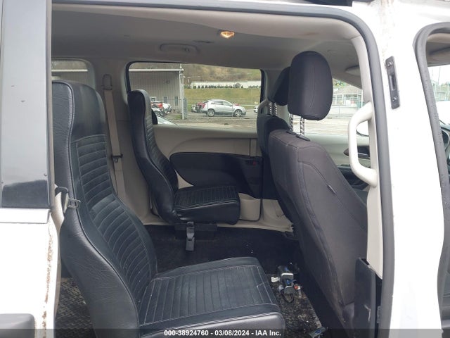2C4RC1AG2LR266520 Chrysler Voyager L